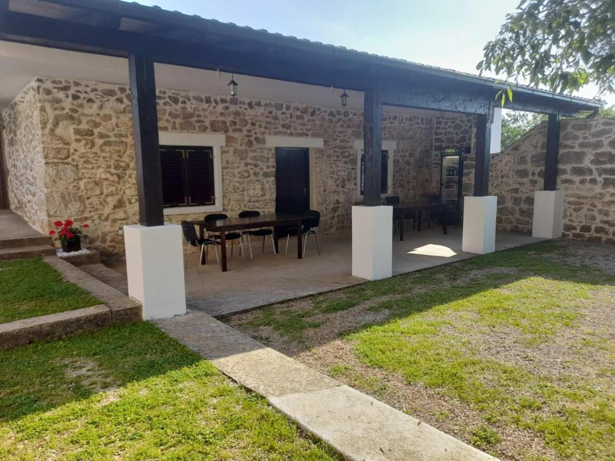 Kuca Za Odmor Dolovi Hotel Golubic  Luaran gambar