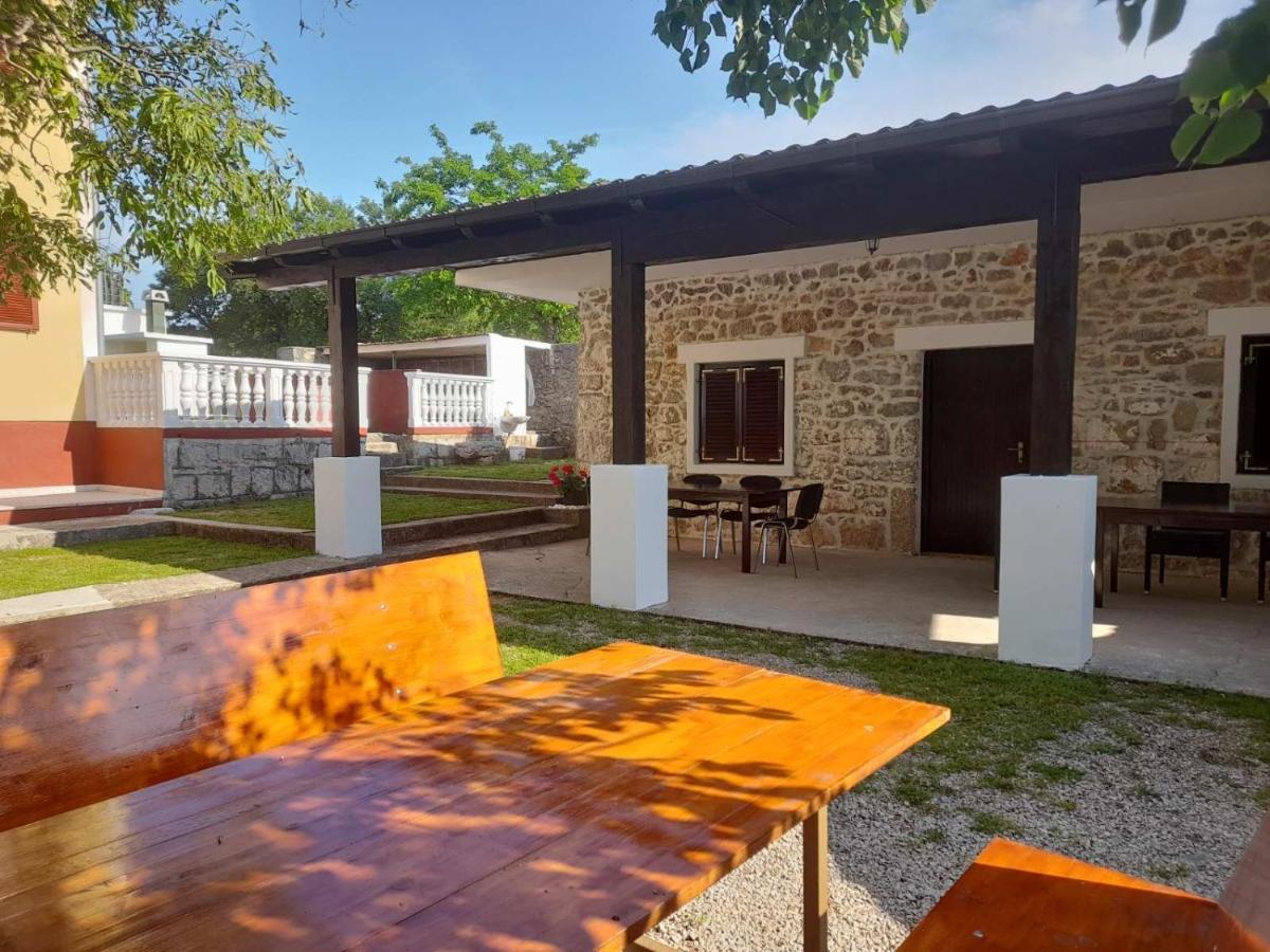 Kuca Za Odmor Dolovi Hotel Golubic  Luaran gambar